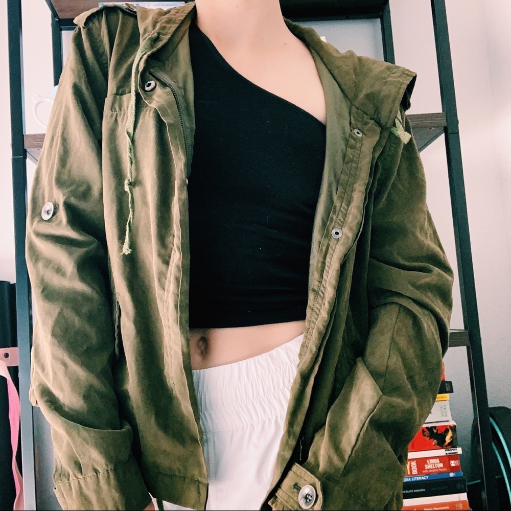 UTILITY JACKET WITH HOOD